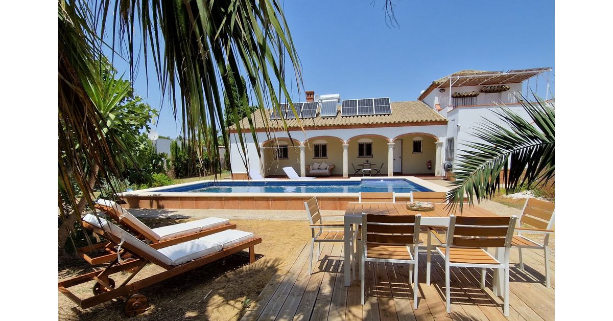 Country house for sale in Chiclana De La Frontera, Cadiz province €